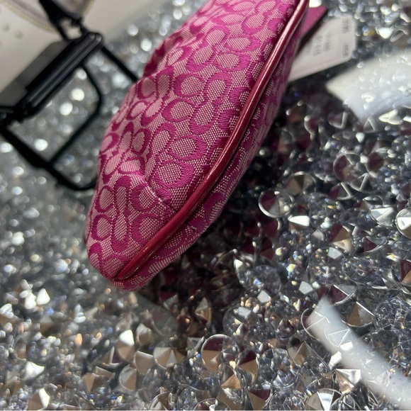 Coach vintage LE y2k Mini Signature kisslock Frame fuchsia pink Coin Purse NWT - Picture 12 of 15